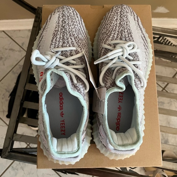 Adidas Yeezy 350 Boost v2 Blue Tint size 9 DS - Picture 3 of 5